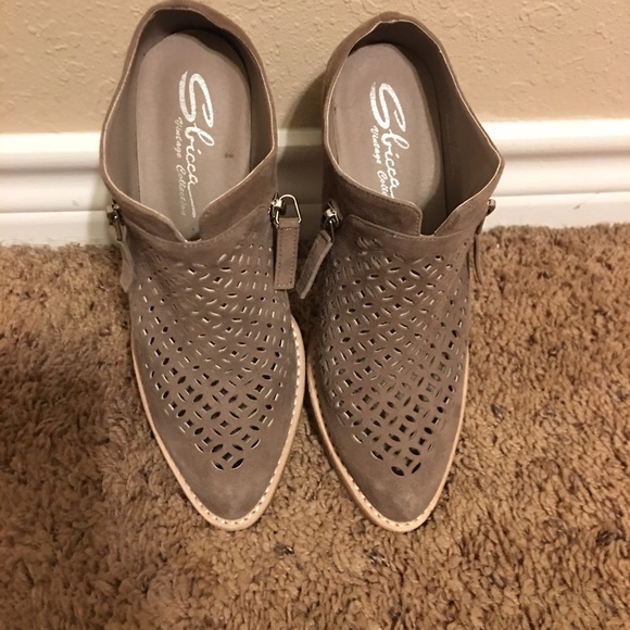 Mules - Picture 5 of 7